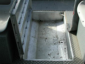 Power Boats In-Floor Fish Box