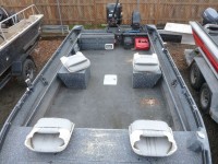 4 Padded Swivel Seats